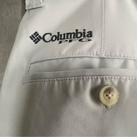 Columbia Men’s PFG performance fishing gear shorts light gray size 38‎ - Picture 8 of 11